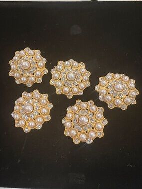 Gold Pearl Cluster Buttons Women's Jewelry